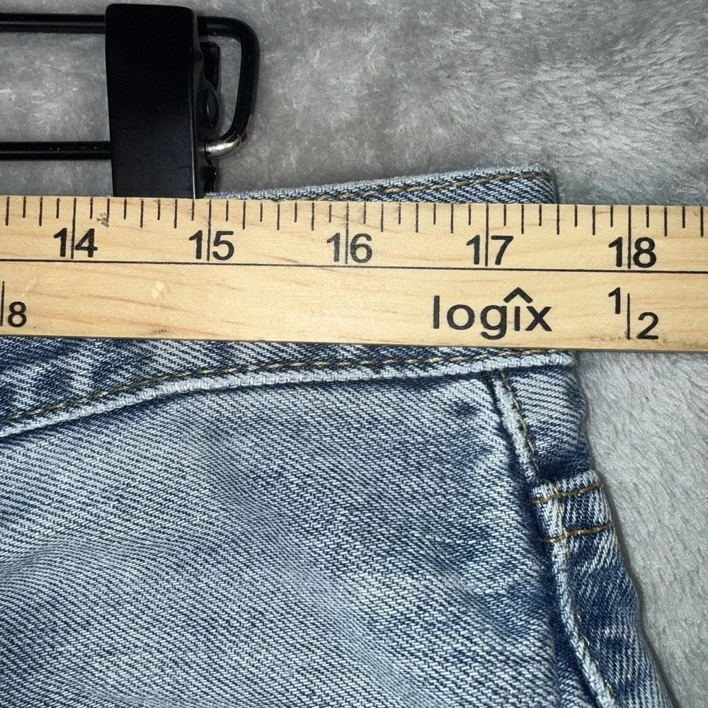 Vintage Levis 550 Jeans Mens 35x31 Light Wash Blue Relaxed Taper‎ Tag 36x32